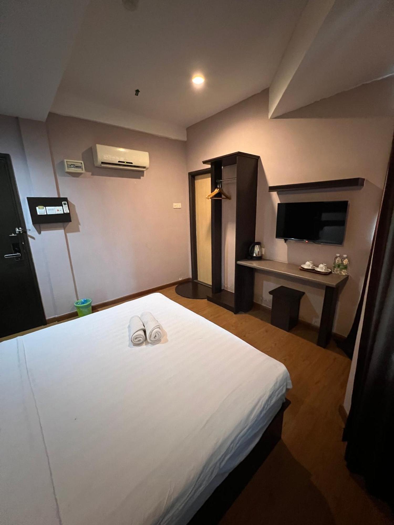 Hotel Economy Kapar Buitenkant foto